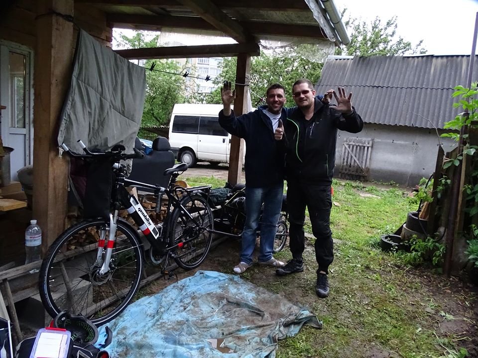 Kowal ratuje wyprawę!