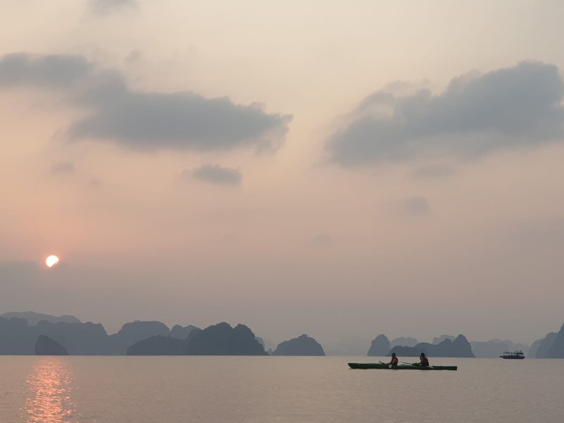 Vietnam (2)